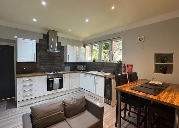 Stylish, In Clifton Bristol